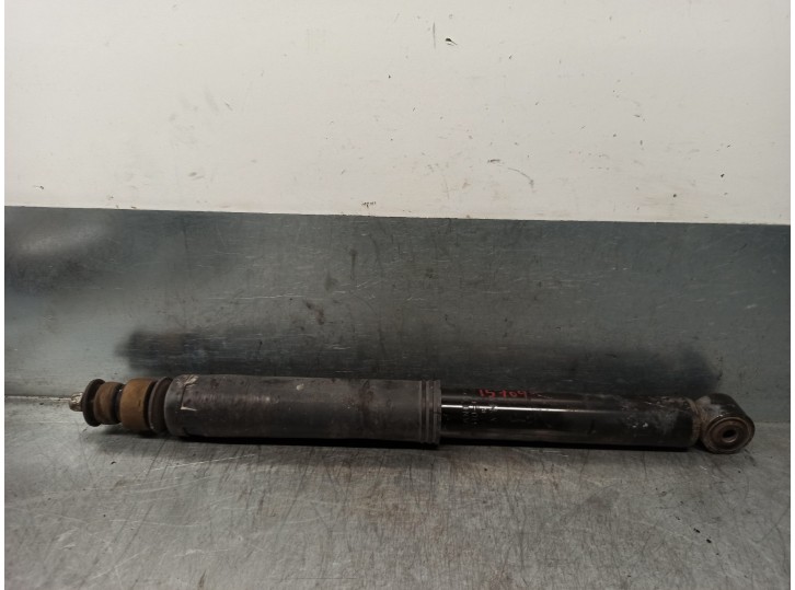 Recambio de amortiguador trasero izquierdo para ssangyong kyron 200 xdi limited referencia OEM IAM 4531009502  