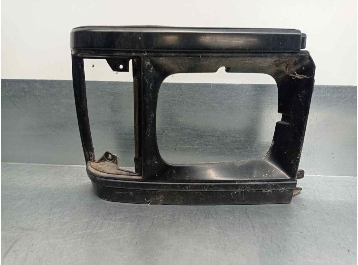 Recambio de cerquillo faro para toyota hi-ace caja cerrada, corto referencia OEM IAM   