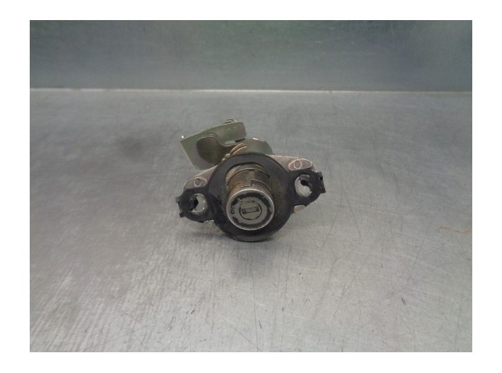 Recambio de bombin porton trasero para lexus ls430 (ucf30) básico (07.2003) referencia OEM IAM 3931 