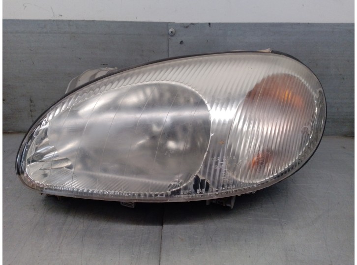 Recambio de faro izquierdo para daewoo lanos 1.6 cat referencia OEM IAM 96304610 3 PUERTAS