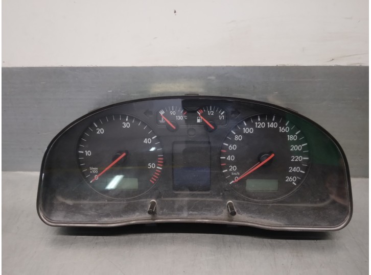 Recambio de cuadro instrumentos para volkswagen passat berlina (3b2) 1.9 tdi referencia OEM IAM 110008961  