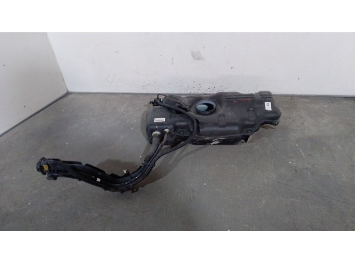 Recambio de deposito combustible para kia picanto ii (ta) 1.0 referencia OEM IAM 311501Y000 311501Y000 