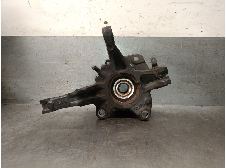 Recambio de mangueta delantera derecha para renault clio iv 0.9 referencia OEM IAM 400143684R 400143684R 