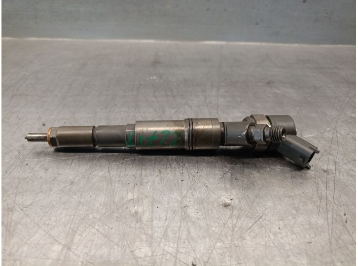 Recambio de inyector para bmw x5 (e53) 3.0 d referencia OEM IAM 7785984 0445110266 BOSCH