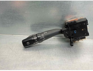 Recambio de mando luces para toyota corolla verso (r1) 2.2 d-4d luna referencia OEM IAM 8414005110 173650 