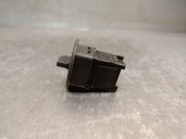 Recambio de boton airbag para renault twingo ii (cn0_) 1.5 dci 75 referencia OEM IAM 681995427R 681995427R 