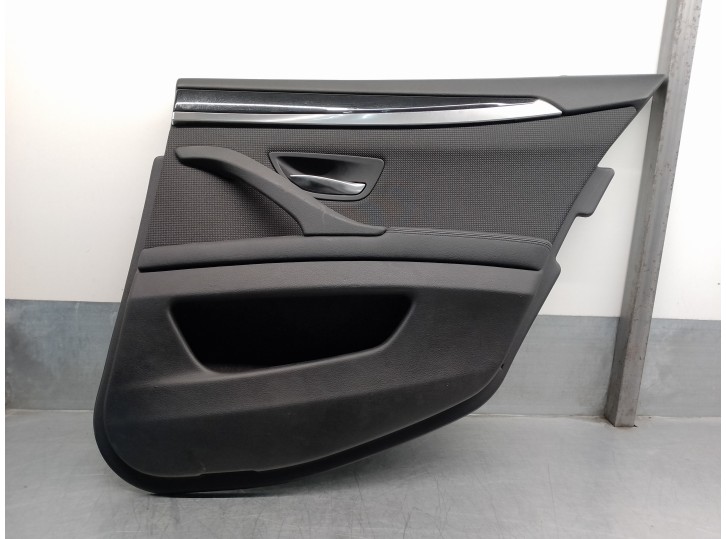 Recambio de guarnecido puerta trasera derecha para bmw serie 5 lim. (f10) 3.0 turbodiesel referencia OEM IAM 1777776  