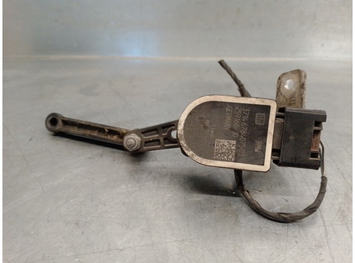 Recambio de motor regulacion faros para bmw serie 5 lim. (f10) 3.0 turbodiesel referencia OEM IAM 37146784075  