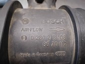Replacement mass air flow sensor for Volvo S80 Berlina 2.9 OEM IAM reference 8670112 0280218108 BOSCH