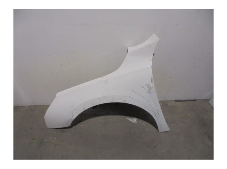 Recambio de aleta delantera izquierda para peugeot 508 gt referencia OEM IAM 7840 CA BLANCA 