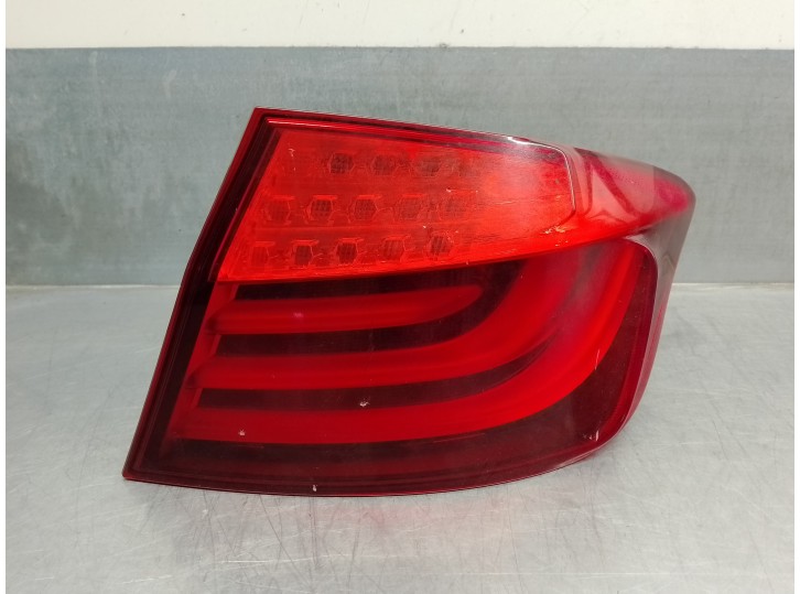 Replacement rear right light for BMW 5 Series Saloon (F10) 3.0 Turbodiesel OEM IAM reference 63217306162 FENDER 5 DOORS