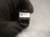 Recambio de mando elevalunas delantero derecho para volvo v40 hatchback (525) d3 referencia OEM IAM 31394840  