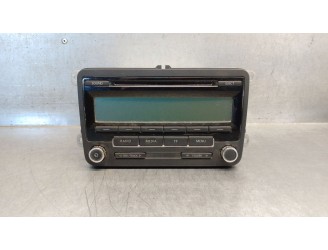 Replacement audio system / CD radio for Volkswagen Golf VI (5K1) 1.6 TDI DPF OEM IAM reference 1K0035186AA 1K0035191G 7647201