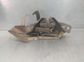 Replacement of hood latch for Ford Ranger (ES) 2.5 TDCi CAT OEM IAM reference 4986203 