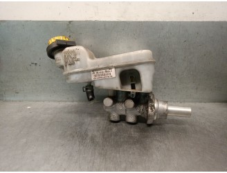 Recambio de bomba freno para jeep compass (mk49) 2.2 crd 4x4 referencia OEM IAM 5175093AA 5175093AA 