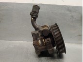 Replacement power steering pump for Ford Focus Sedan (CAK) 1.6 16V CAT OEM IAM reference 4074608 HBDCX 