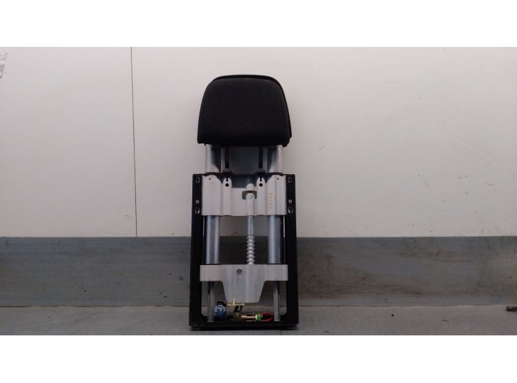 Replacement headrest for Peugeot 307 CC (S1) 2.0 16V CAT OEM IAM reference 9643468680 885290 