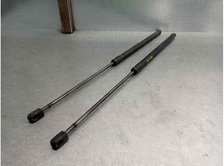 Replacement trunk / tailgate struts for Skoda Octavia sedan (1Z3) Active OEM IAM reference 1Z5827550 