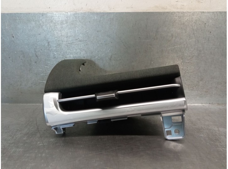 Recambio de aireador para hyundai tucson hybrid referencia OEM IAM 97480N7AA0 97480N7AA0 