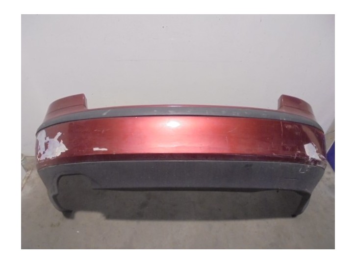 Recambio de paragolpes trasero para skoda octavia berlina (1z3) active referencia OEM IAM FAA610002 GRANATE 5 PUERTAS