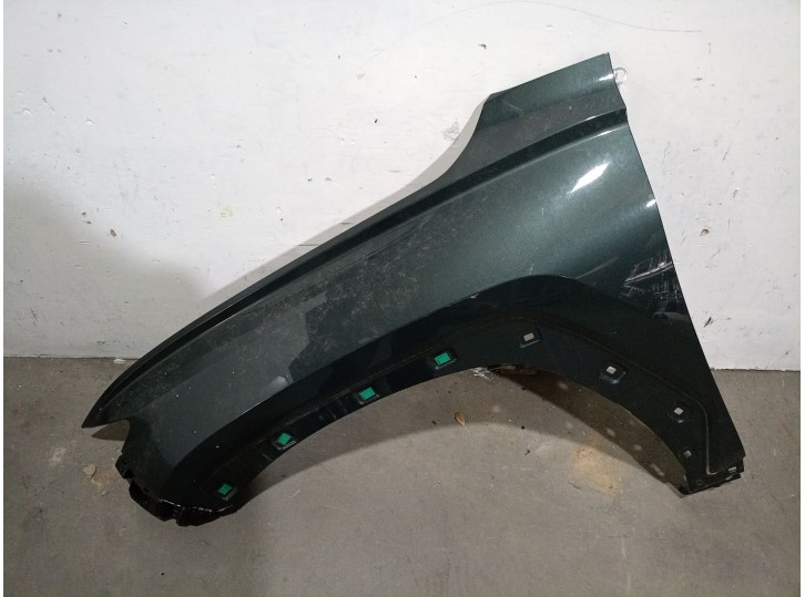 Recambio de aleta delantera izquierda para hyundai tucson hybrid referencia OEM IAM 5614261  