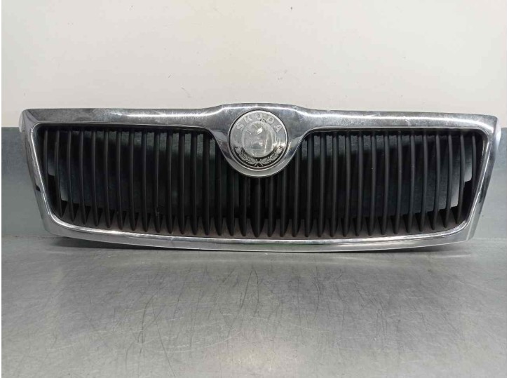 Recambio de rejilla delantera para skoda octavia berlina (1z3) active referencia OEM IAM 