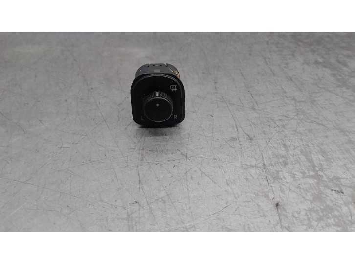 Recambio de mando retrovisor para volkswagen golf vi (5k1) 1.6 tdi dpf referencia OEM IAM 1K0959565K 
