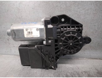 Recambio de motor elevalunas trasero derecho para volkswagen golf vi (5k1) 1.6 tdi dpf referencia OEM IAM 5K0959704D 18 PINES 5 
