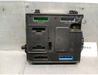 Recambio de caja reles / fusibles para renault grand scénic iii (jz0/1_) 1.9 dci referencia OEM IAM 284B13297R S180098201 CONTI