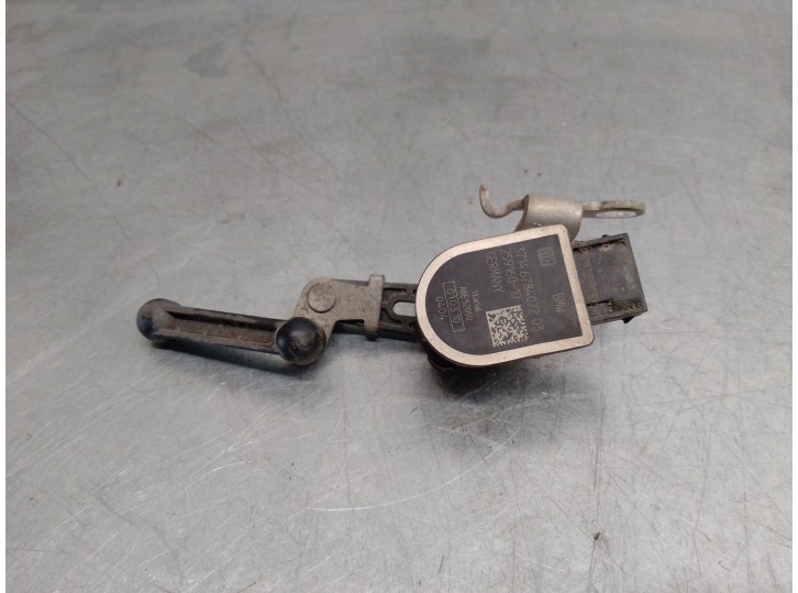 Recambio de motor regulacion faros para bmw serie 5 lim. (f10) 3.0 turbodiesel referencia OEM IAM 37146784072 259160 