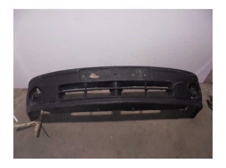 Recambio de paragolpes delantero para renault laguna (b56) 1.8 16v rt referencia OEM IAM 7701471347 NEGRO 