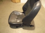 Recambio de asiento delantero derecho para mitsubishi lancer berlina (cy0) inform referencia OEM IAM  CUERO NEGRO 4 PUERTAS