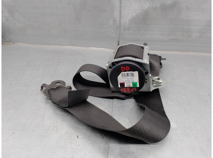 Replacement front right seat belt for BMW 5 Series Saloon (F10) 3.0 turbodiesel OEM IAM reference 610126200B 5 PU