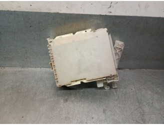 Recambio de modulo electronico para toyota prius (nhw30) executive referencia OEM IAM 8273047450 8273047450 