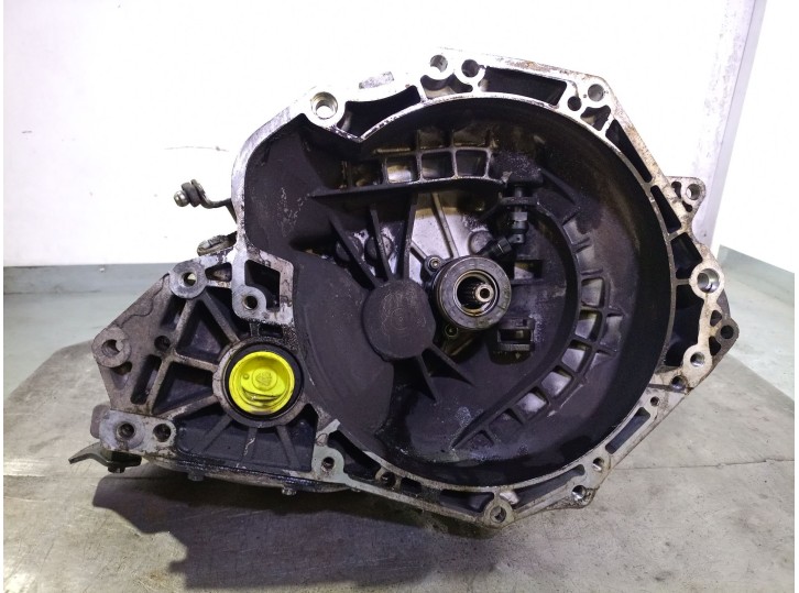 Recambio de caja cambios para opel meriva a 1.7 16v referencia OEM IAM F17W394 700239 A12041F17W394