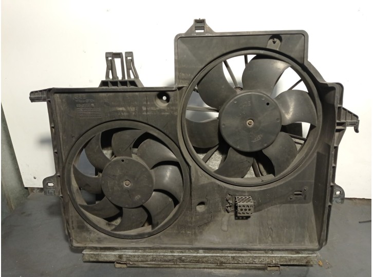 Recambio de electroventilador para opel meriva a 1.7 16v referencia OEM IAM 52401246 6341160 5020259 DELPHI