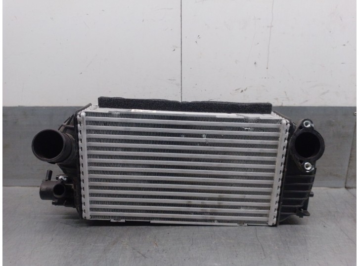 Recambio de intercooler para hyundai tucson hybrid referencia OEM IAM 282702M400 HANON