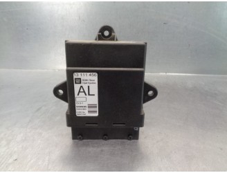 Recambio de centralita cierre para opel vectra c berlina 2.0 dti referencia OEM IAM 13111456  