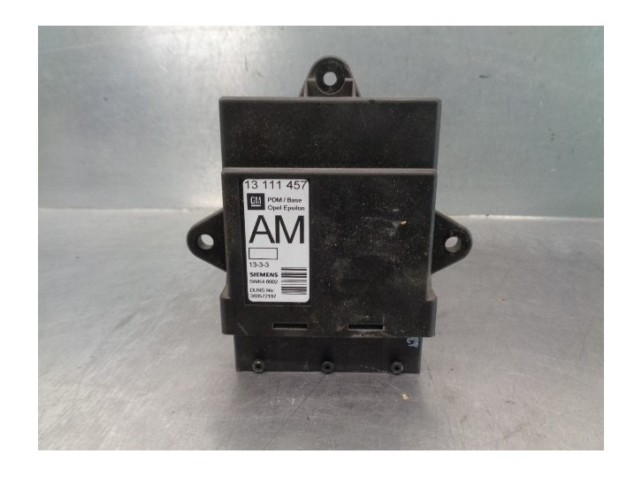 Recambio de centralita cierre para opel vectra c berlina 2.0 dti referencia OEM IAM 13111457  