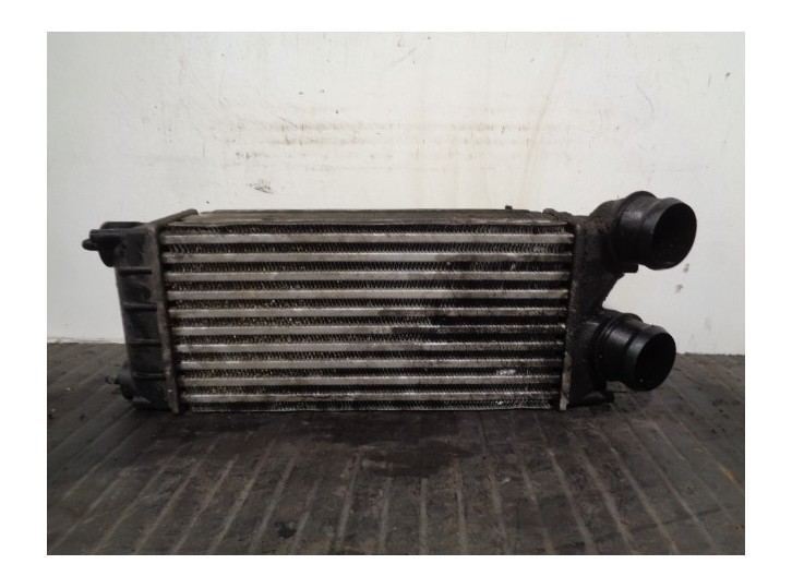 Recambio de intercooler para peugeot 5008 active referencia OEM IAM 9684212480 0384N9 M144105C VALEO