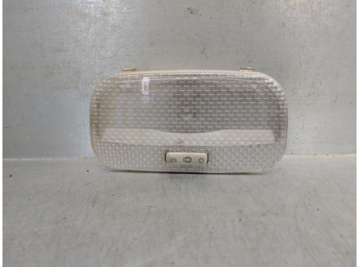 Recambio de luz interior para peugeot 5008 active referencia OEM IAM 9652262180 