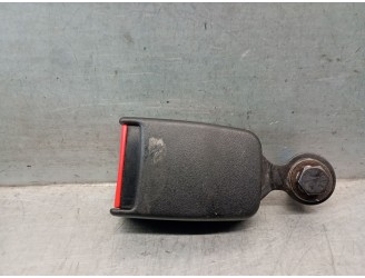 Recambio de enganche cinturon para suzuki vitara (et) hdi (se 420hdi) referencia OEM IAM 8490585C705FJ 8490585C705FJ 