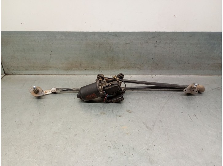 Recambio de motor limpia delantero para ssangyong musso (fj) 2.3 d referencia OEM IAM 8611005001 8611005001 