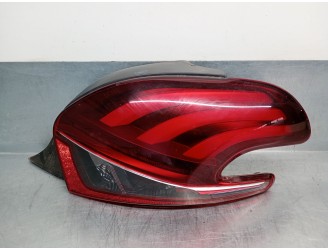 Recambio de piloto trasero derecho para peugeot 208 1.6 blue-hdi fap referencia OEM IAM 9810430580 9810430580 