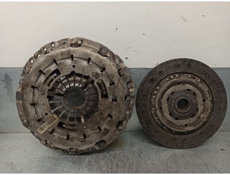 Recambio de kit embrague para bmw serie 1 lim. (f20) 2.0 turbodiesel referencia OEM IAM 21217614326  