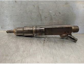 Replacement injector for Volvo S80 Saloon 2.5 turbodiesel OEM IAM reference 074130201Q 0432193616 BOSCH