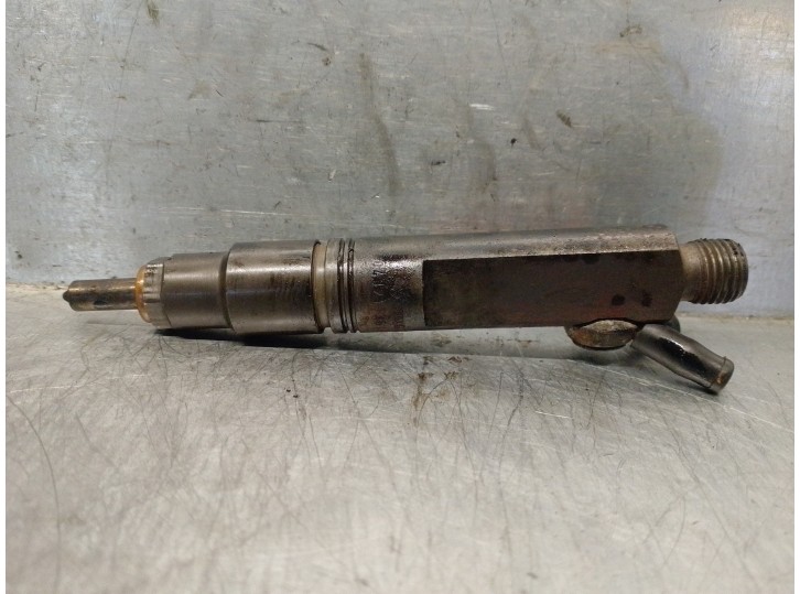 Recambio de inyector para volvo s80 berlina 2.5 turbodiesel referencia OEM IAM 074130201Q 0432193616 BOSCH