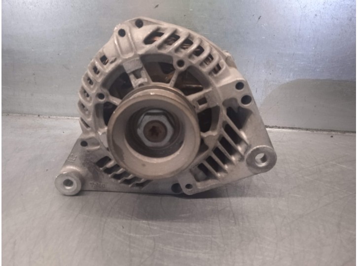 Alternator replacement part for Volkswagen Passat Saloon (3B2) basic OEM IAM reference 058903016B 2541895B VALEO