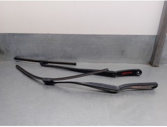 Recambio de brazo limpia delantero derecho para bmw serie 5 lim. (f10) 3.0 turbodiesel referencia OEM IAM 61617182459 6161720315