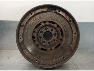 Recambio de volante motor para bmw serie 3 berlina (e46) 1.9 cat referencia OEM IAM 21211223711  